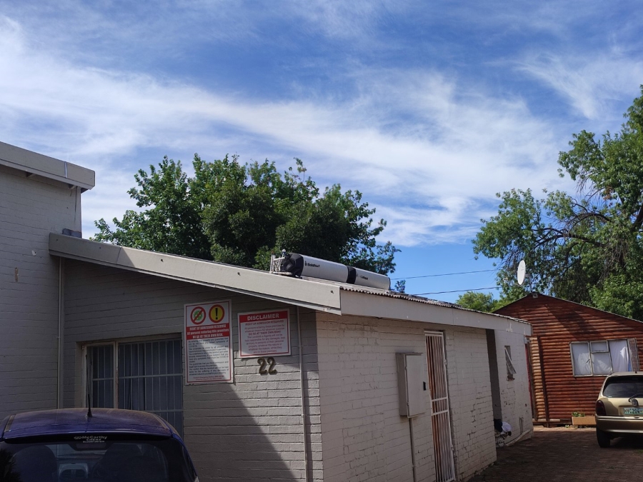 10 Bedroom Property for Sale in Brandwag Free State